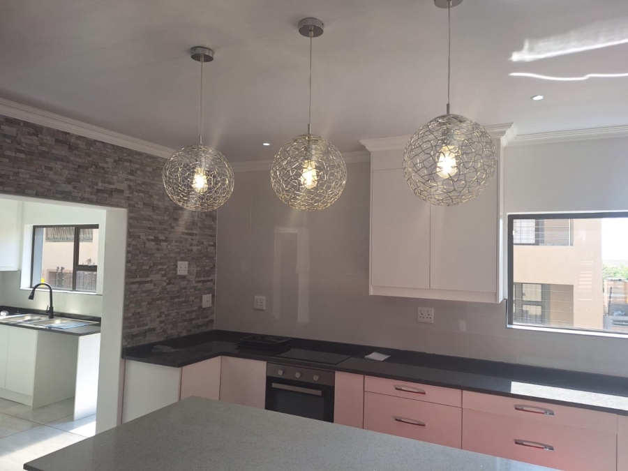 3 Bedroom Property for Sale in Wilkoppies North West